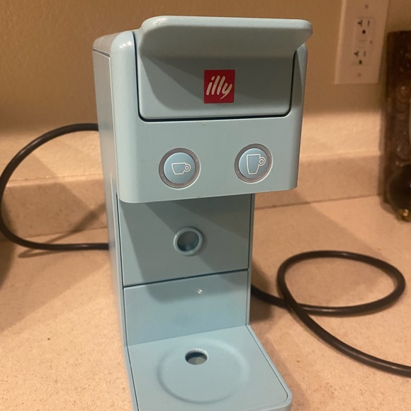 illy Kitchen Illy Espresso Coffee Machine Y33 Iperespresso Blue Poshmark